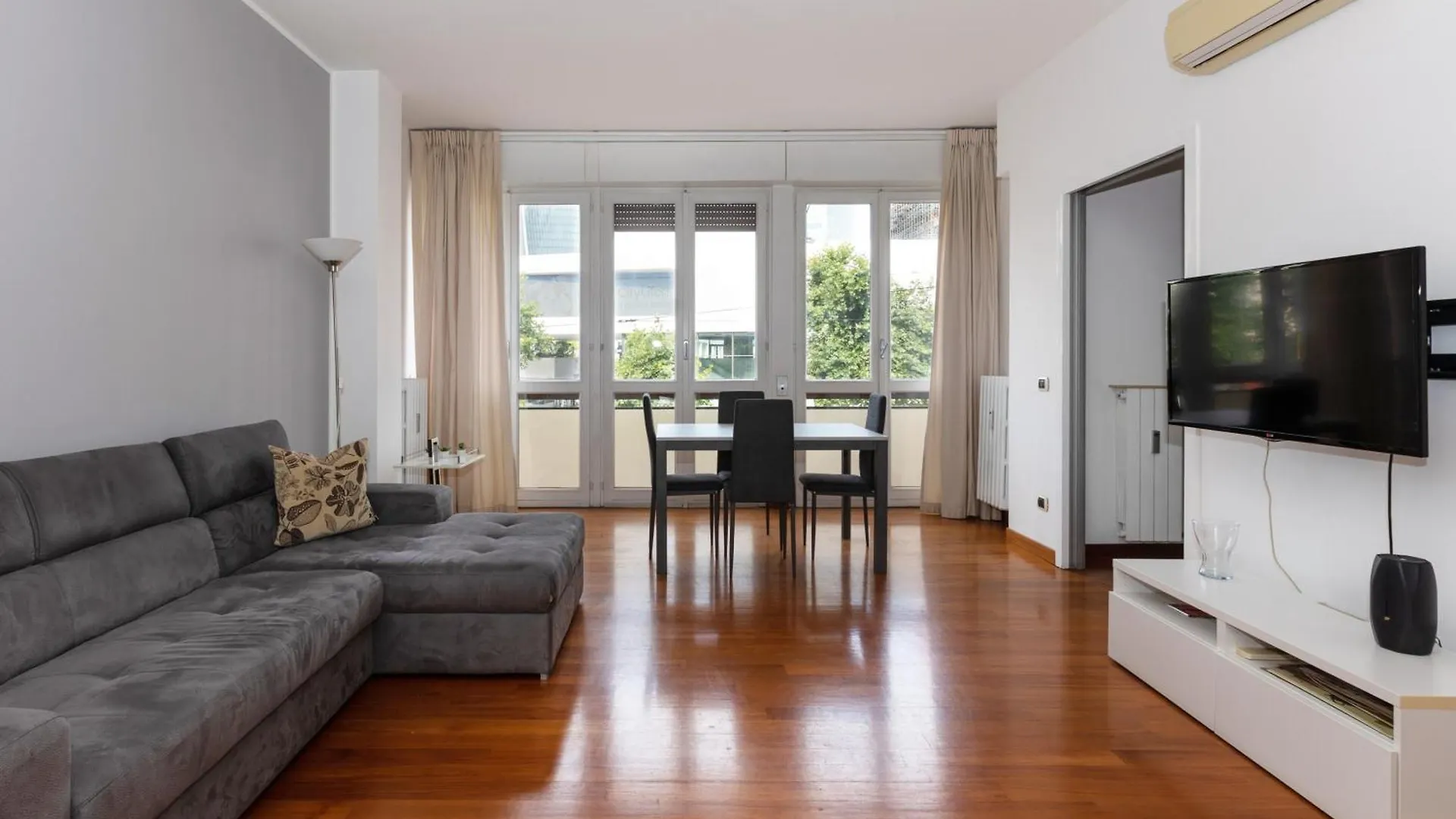 Ampio Bilocale City Life - Mirable Pm location
